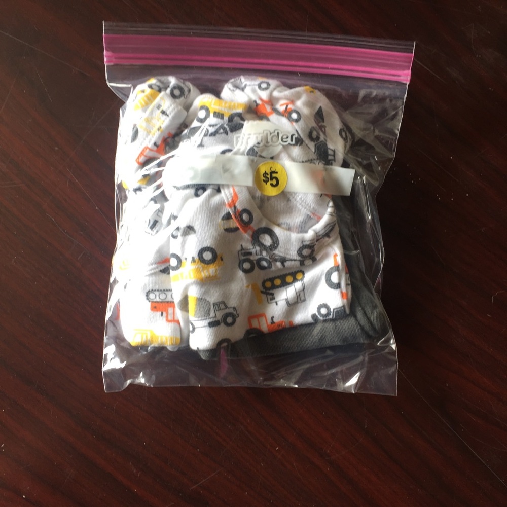 Infant boy clothes - Picture 5 of 8